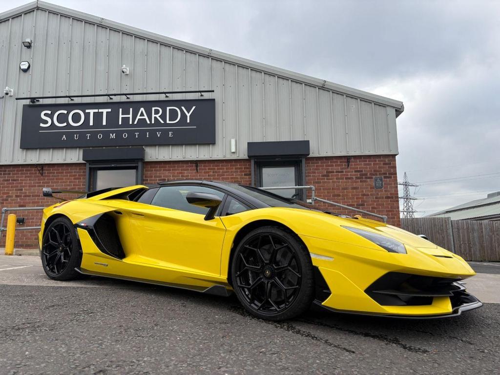 [DIRECT IMPORT] Lamborghini Aventador 6.5 V12 LP 770-4 SVJ Roadster ISR 4WD (Special Edition) Convertible - Yellow Convertible (2021) - Recond Car