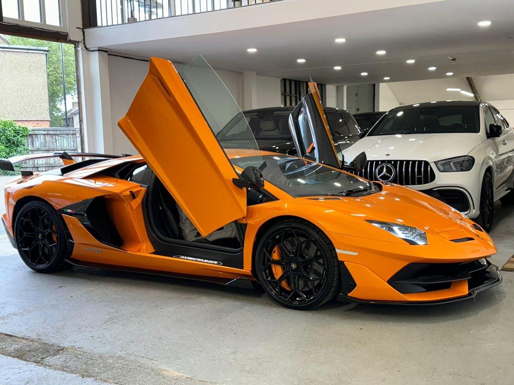 [DIRECT IMPORT] 2021 Lamborghini Aventador 6.5 V12 LP 770-4 SVJ Roadster ISR 4WD - Orange Coupe (2021) - Recond Car