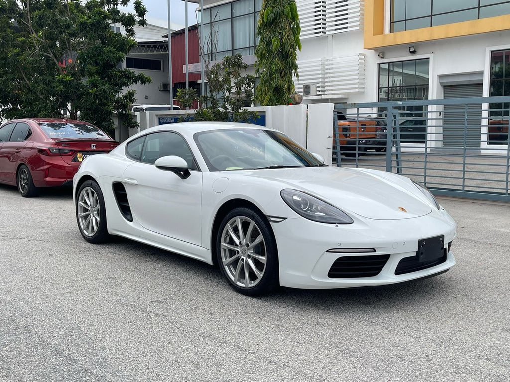 [NEW ARRIVAL] 2021 Porsche Cayman 718 2.0 - White (2021) - Malaysia Recond Car