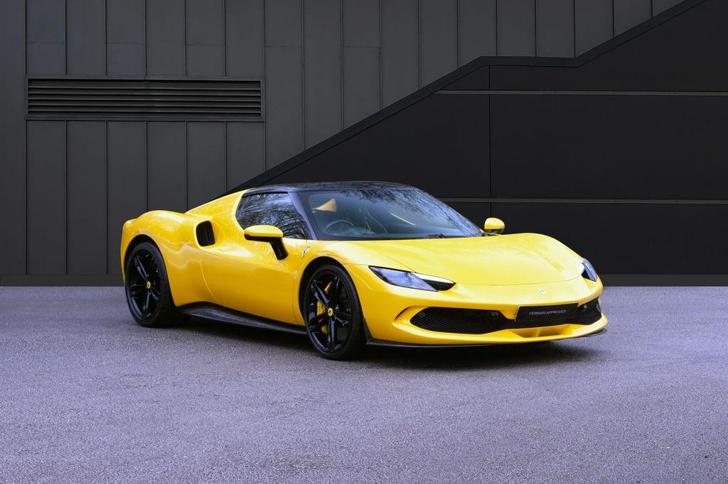 2022 Ferrari 296 GTB Yellow Coupe Plug-in Hybrid Sports Car with 2 Seats 3.0T V6 F1 DCT - Malaysia Ferrari Car for Sale Promotion [DIRECT IMPORT]
