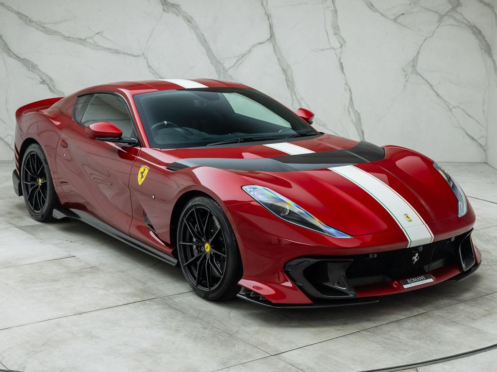 [DIRECT IMPORT] 2022 Ferrari 812 Competizione Red Coupe Sports Car 6.5L V12 F1 DCT - Malaysia Ferrari Car for Sale