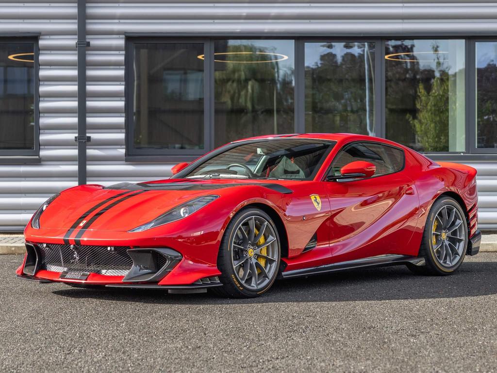 [DIRECT IMPORT] 2022 Ferrari 812 Competizione Red Coupe Sports Car 6.5L V12 F1 DCT - Malaysia Ferrari Car for Sale