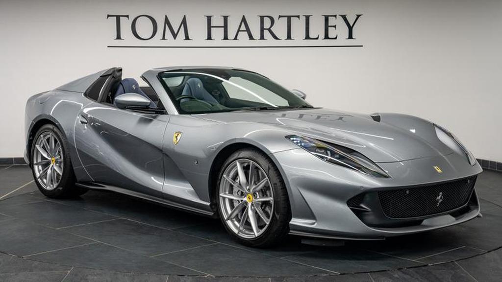 [DIRECT IMPORT] 2022 Ferrari 812 GTS Silver Convertible Coupe Sports Car 6.5L V12 F1 DCT - Malaysia Ferrari Car for Sale