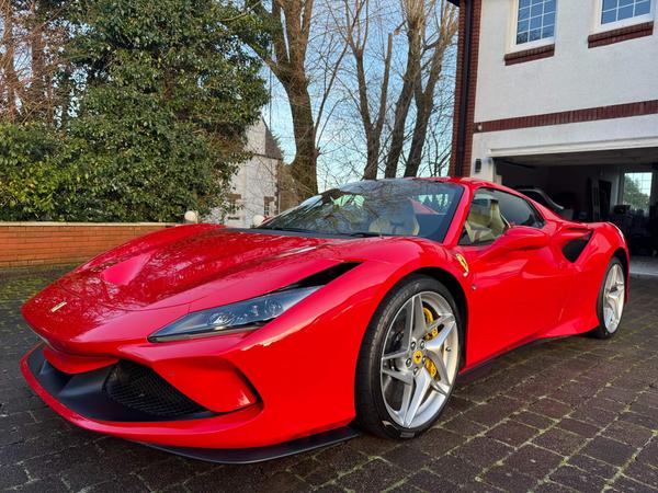 [DIRECT IMPORT] 2022 Ferrari F8 Spider Convertible Sports Car 3.9T V8 F1 DCT- Malaysia Ferrari Car for Sale
