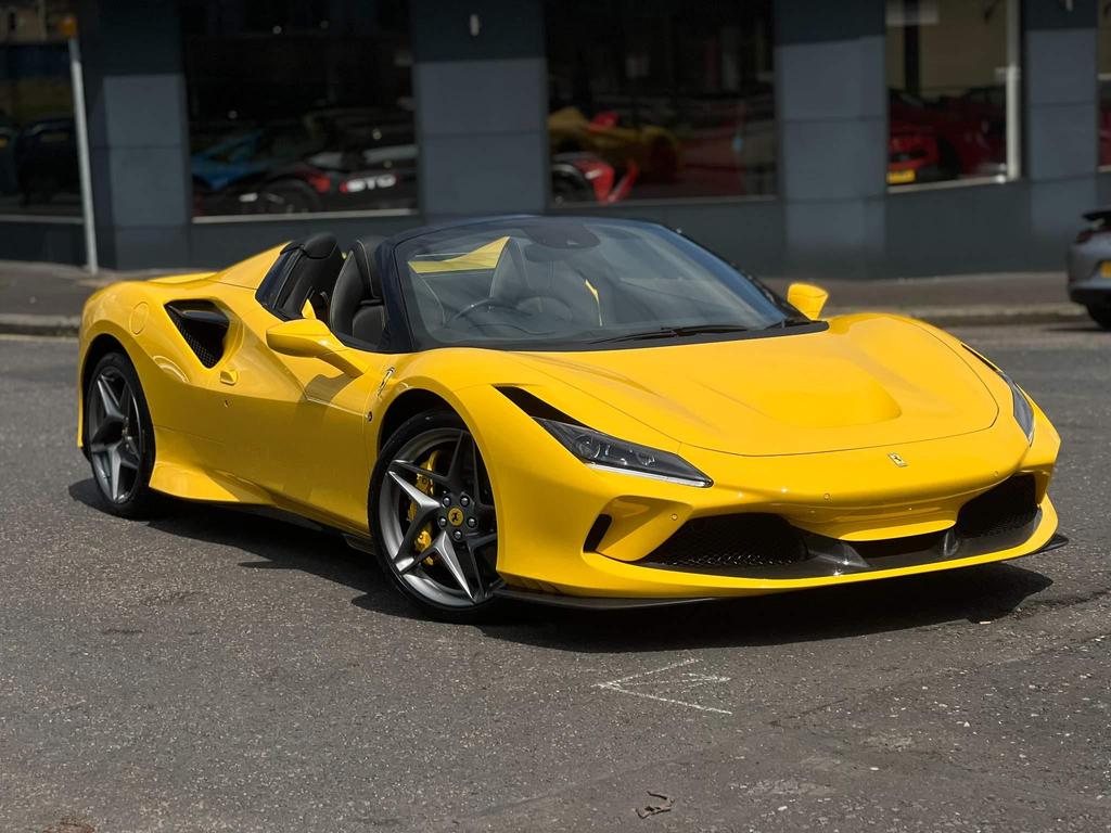 [DIRECT IMPORT] 2022 Ferrari F8 Spider Yellow Convertible Sports Car 3.9T V8 F1 DCT- Malaysia Ferrari Car for Sale