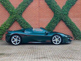 [DIRECT IMPORT] 2022 Ferrari SF90 Spider Green Convertible Coupe Plug-in Hybrid Sports Car with 2 Seats 4.0T V8 F1 DCT 4WD - Malaysia Ferrari Car for Sale Promotion