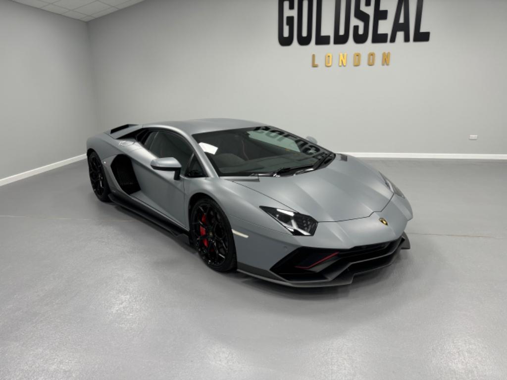 [DIRECT IMPORT] 2022 Lamborghini Aventador 6.5 V12 LP 780-4 Ultimae Roadster ISR 4WD - Grey Coupe (2022) - Recond Car