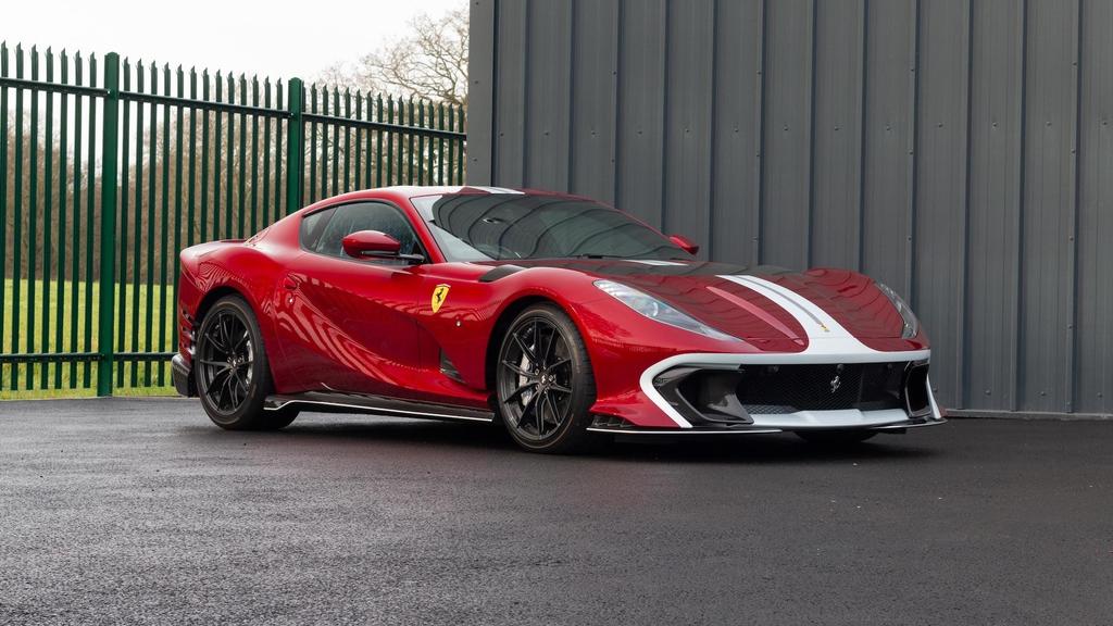[DIRECT IMPORT] 2024 Ferrari 812 Competizione Red Coupe Sports Car 6.5L V12 F1 DCT - Malaysia Ferrari Car for Sale