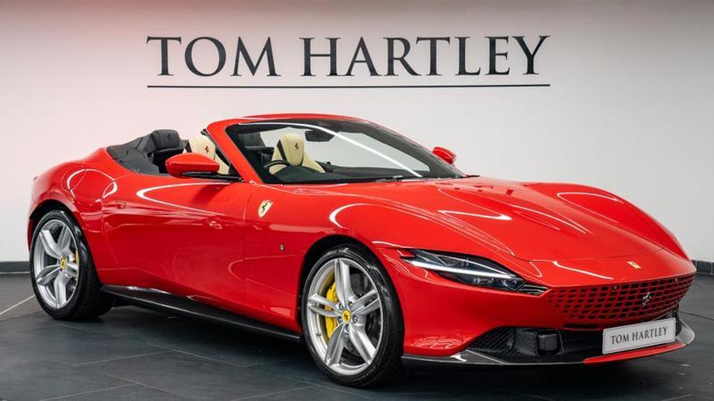 2024 Ferrari Roma Red Convertible Coupe Sports Car with 4 Seats 3.8T V8 F1 DCT - Malaysia Ferrari Car for Sale Promotion [DIRECT IMPORT]