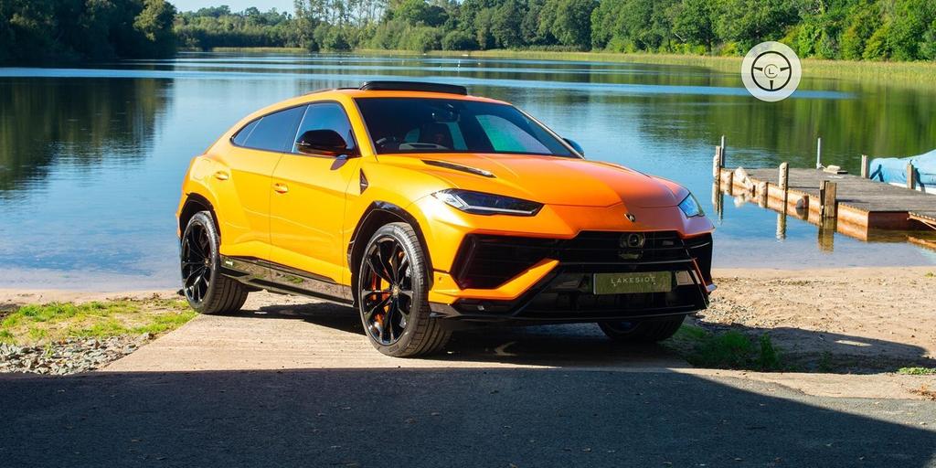 2024 Lamborghini Urus S Orange Super SUV 4.0L V8 BiTurbo 4WD (Black Interior) - Malaysia Lamborghini Car for Sale Promotion [DIRECT IMPORT]