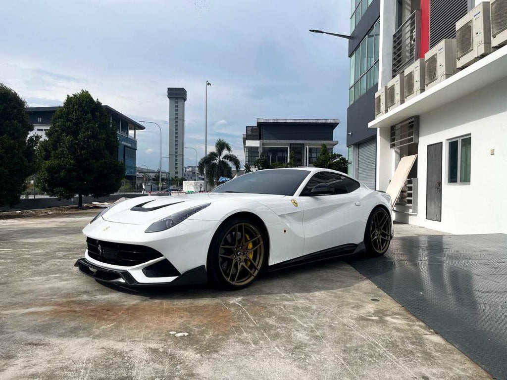 [NEW ARRIVAL] Ferrari F12 Berlinetta 6.3L V12 Coupe - Red (Wrap White) Coupe (2014/2016) - Recond Car