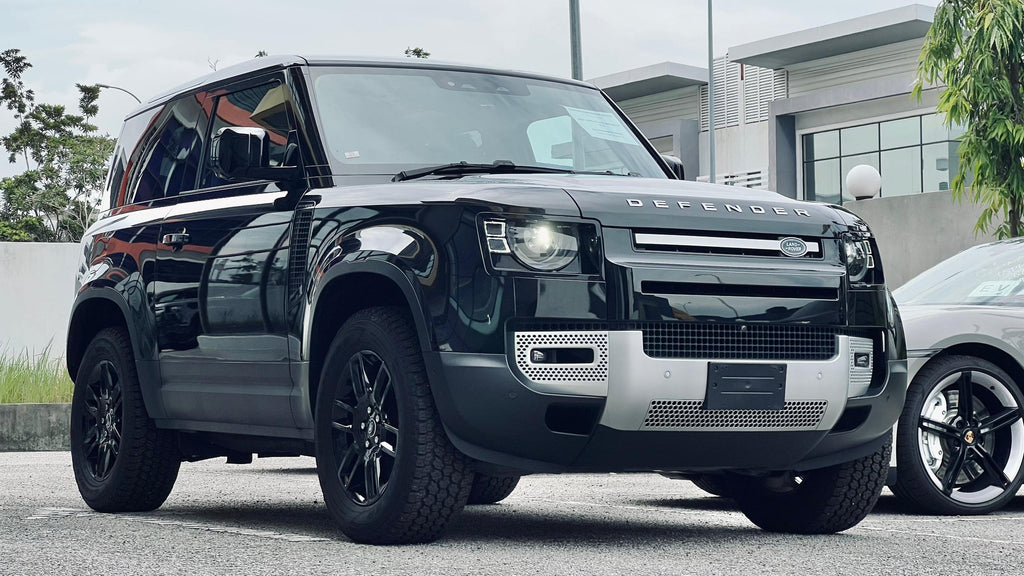 [NEW ARRIVAL] Land Rover Defender 2.0 90S P300 - Black SUV (2023) - Malaysia Recond Car