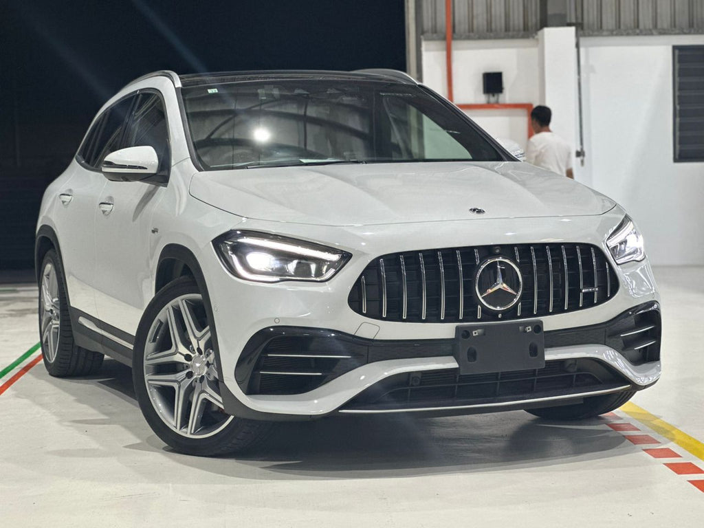 [NEW ARRIVAL] Mercedes-Benz GLA45S AMG 4MATIC+ - White SUV (2020) - Malaysia Recond Car