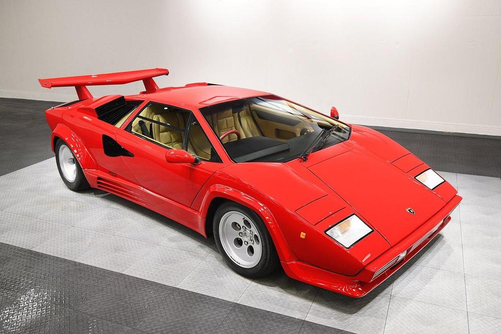 [VINTAGE COLLECTIBLES] Lamborghini Countach 5000 QV Coupe 5.2 (Vintage Car Collectible) - Red Coupe (1988) - Recond Car
