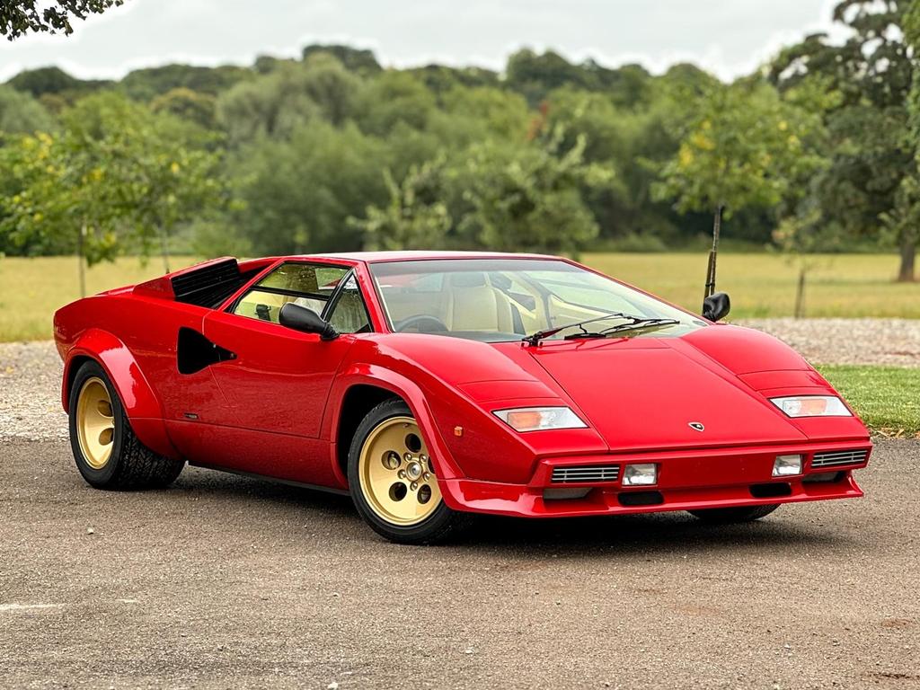 [VINTAGE COLLECTIBLES] Lamborghini Countach LP5000 S UK RHD 4.8 (Vintage Car Collectible) - Red Coupe (1984) - Recond Car